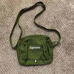 Supreme shoulder bag